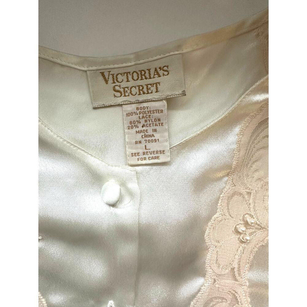Vintage Victoria's Secret Gold Label Satin and Lace Button Front Bed Jacket - Picture 5 of 12